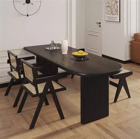 Wolfsburg Table: A Comprehensive Analysis of its Design and Significance